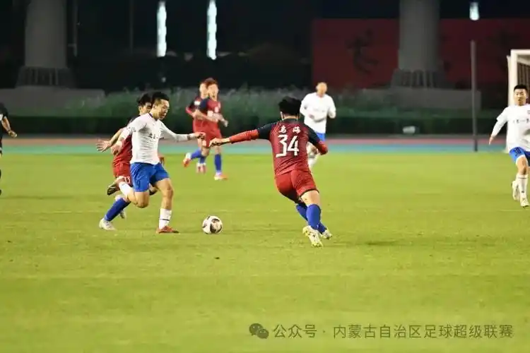 意大利乙级联赛：卡利亚里 VS 弗罗西诺内